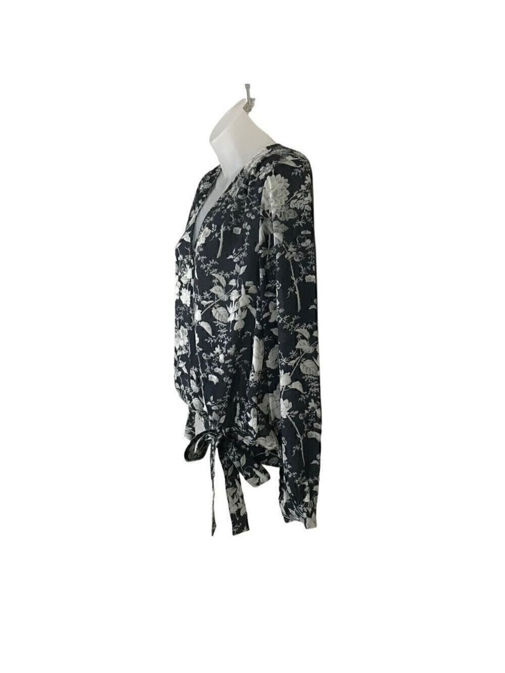 Lucky Brand Beautiful Black And White Floral Wrap Style Blouse With Ties Size S - Picture 4 of 8